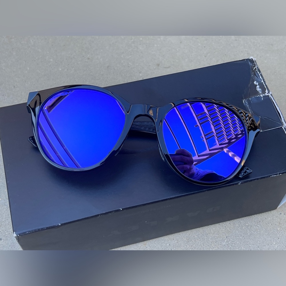 Oakley Women’s Spindrift Violet Prizm Sunglasses